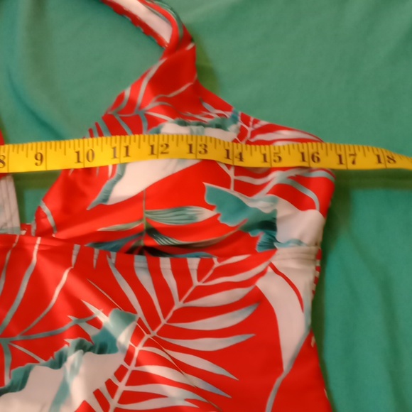 * UNBRANDED RED FLORAL ONE PIECE SWIMSUIT, SIZE XL - Picture 8 of 9